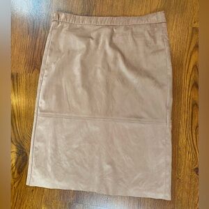 🌷 Tristan 🌷 Cream Khaki Beige Soft Suede Velvet Feel Knee Length Skirt 🌷 NWOT